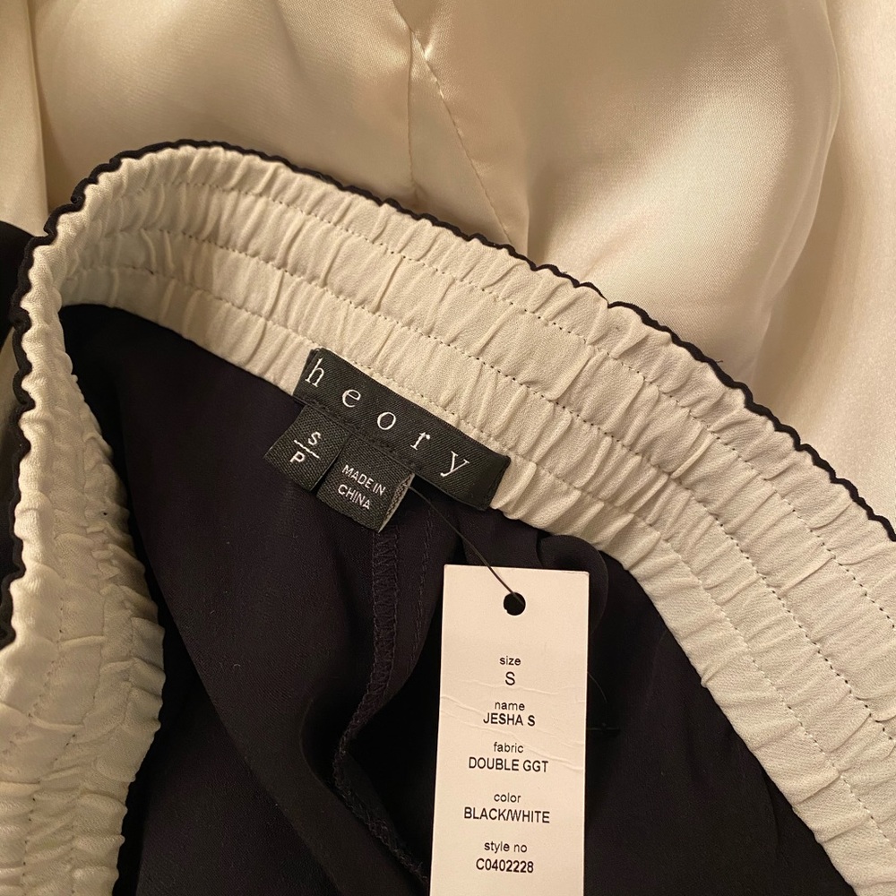 Pants... Never Worn. Great Condition - image 1